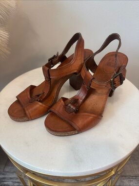 Frye Cognac Leather T-Strap Block Heel Sandals